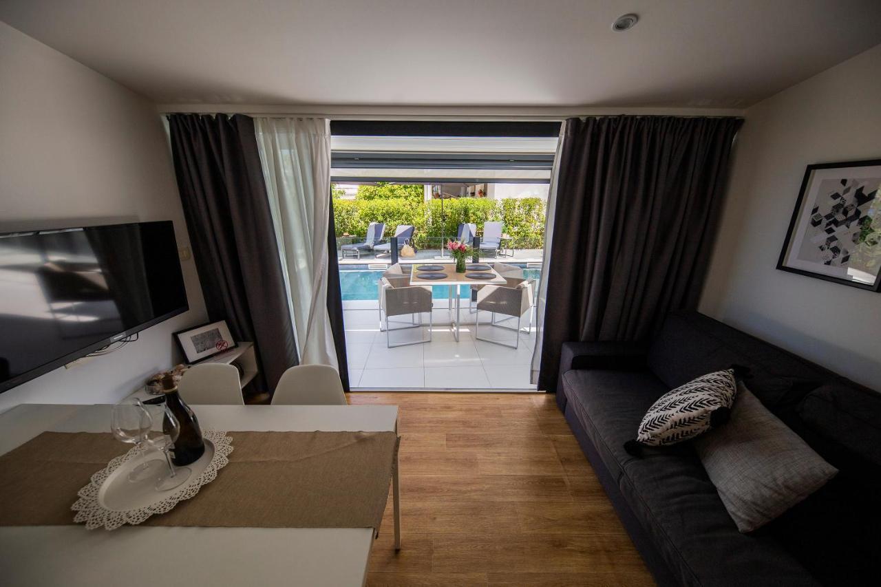 First Apartment Zadar Luaran gambar