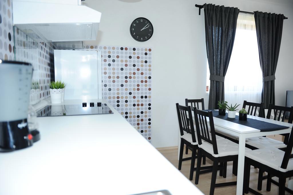 First Apartment Zadar Luaran gambar