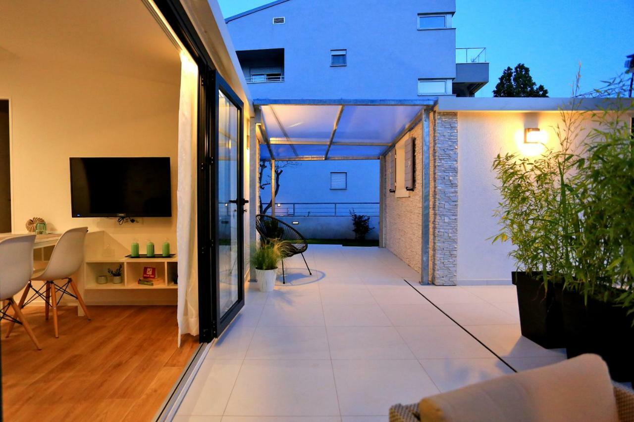 First Apartment Zadar Luaran gambar