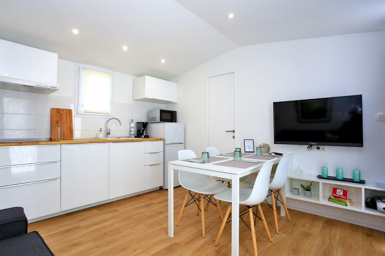 First Apartment Zadar Luaran gambar